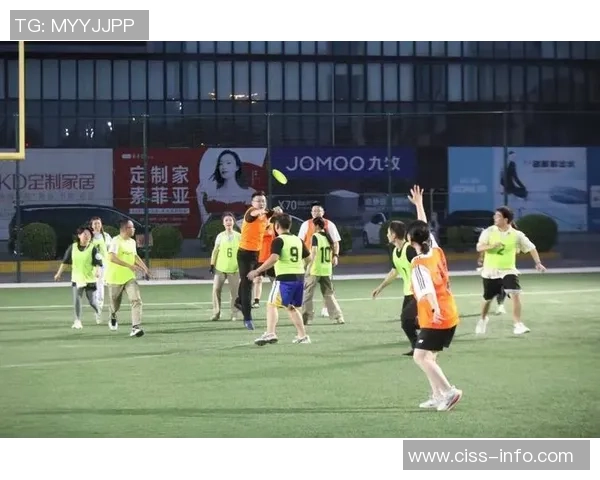 成都飞盘队与北京飞盘队赛后复盘分析力量对比与战术探讨