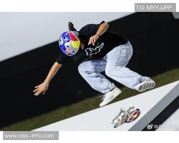 滑板节奏盛会揭晓北京滑板队荣获第三名佳绩